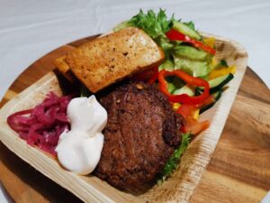 Tofua ja mustapapupihviä