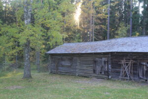 stable- cowshed building Laurinmäki