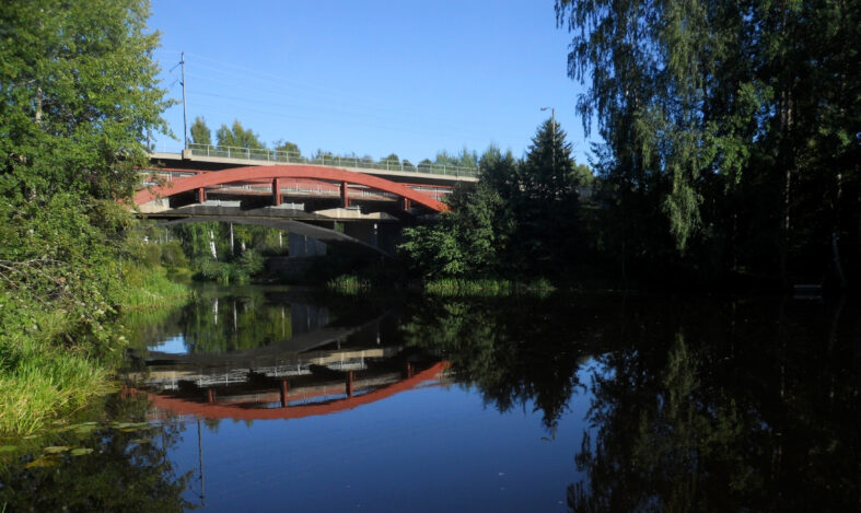 Leppäkosken halki kulkevan Puujoen silta