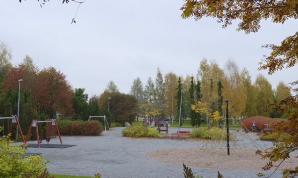 Linljanpuiston leikkipaikka.