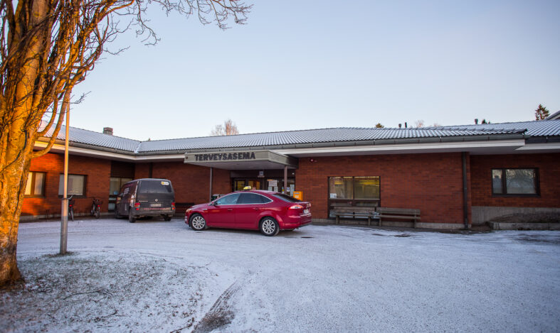 Turengin terveysasema talvella.