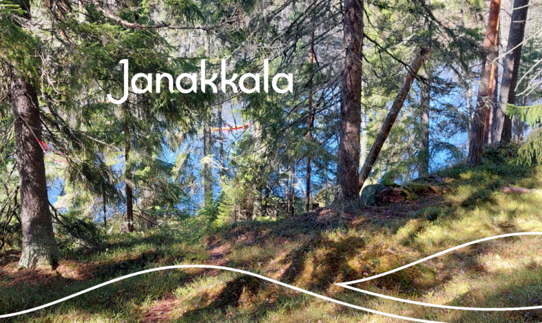 Järvimaisema jossa kunnan logo.