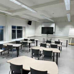 kirjaston opetusluokka